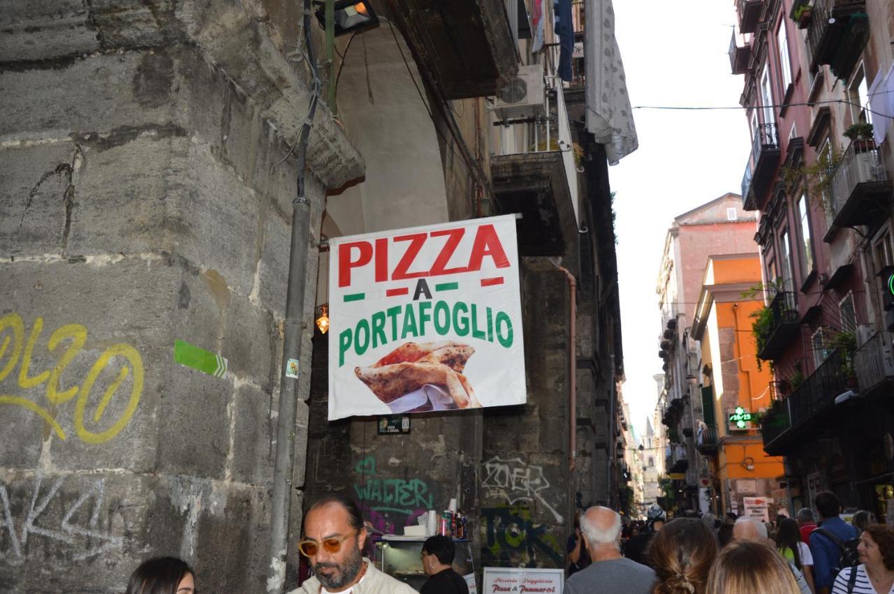 Bed and breakfast Duomo View Naples Extérieur photo