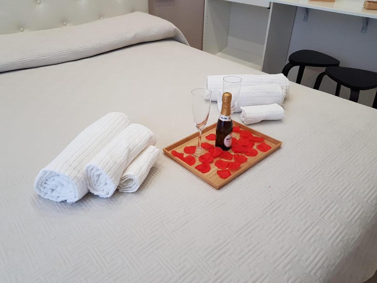 Bed and breakfast Duomo View Naples Extérieur photo