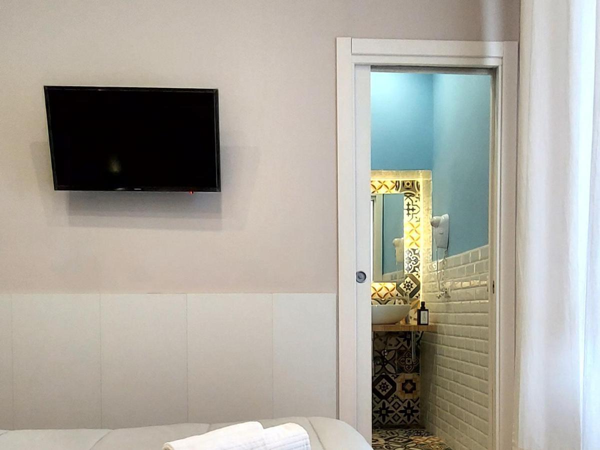 Bed and breakfast Duomo View Naples Extérieur photo